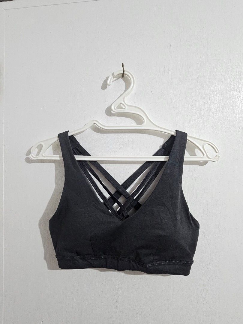 Dark Gray Strappy Back Sports Bra (Category: Activewear) located in Dasmarinas. Submitted by sarahrsd (Listing ID 1463094284, Image 1). Description: - Dark Gray sports bra - Strappy back design - Comfortable and supportive - Soft fabric feel - Ideal for yoga or gym sessions - Minimal signs of wear.