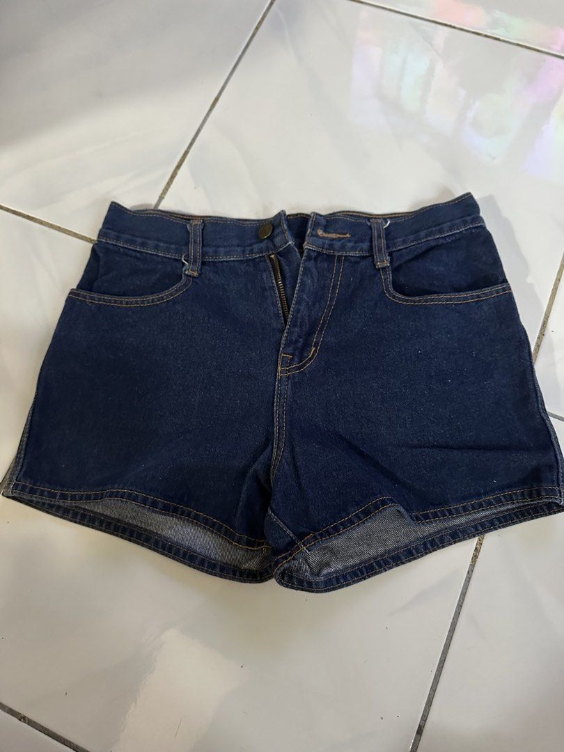 Dark Wash Denim Micro Shorts (Category: Shorts) located in Caloocan City. Submitted by triciacab (Listing ID 1462937100, Image 1). Description: - Classic dark wash denim shorts - High-waisted style - Zip fly closure - Two front pockets - Belt loops for accessories - Slightly frayed hem detail - Ideal for casual everyday wear.