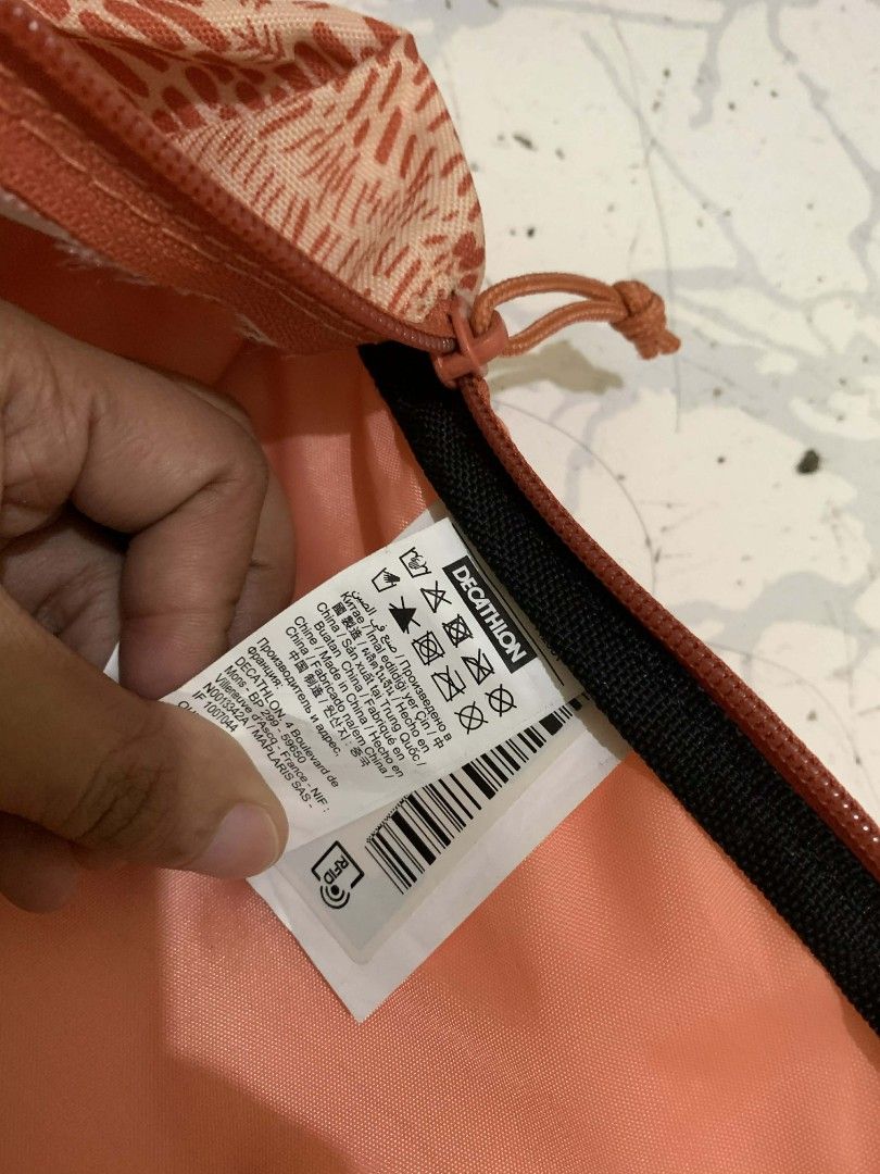 DECATHLON HIKING BACKPACK (Category: Backpacks) located in Manila. Submitted by cindybells01030 (Listing ID 1463012235, Image 1). Description: FS: Decathlon Arpenaz Kid Bag Loc: Makati Rfs: Declutter.