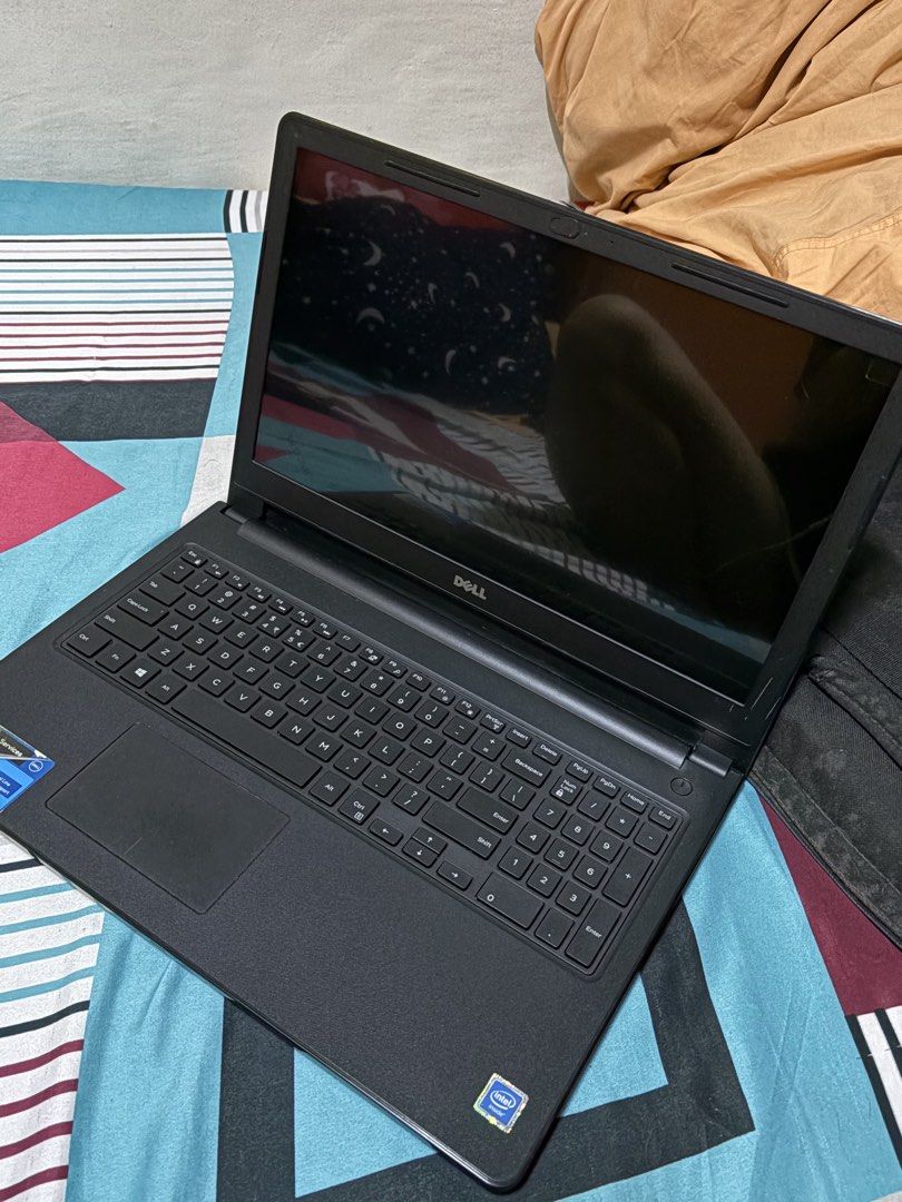 Dell Laptop (Category: Laptops & Notebooks) located in Quezon City. Submitted by iamgrei (Listing ID 1462982793, Image 1). Description: Working pa namanan kaso nireset lahat naboot literal lahat. ikaw na mag paayos..