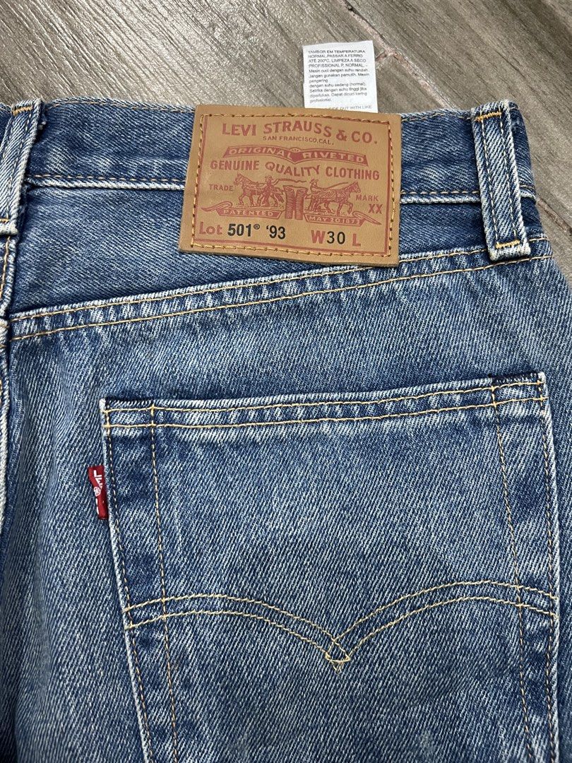 Denim (Category: Shorts) located in Manila. Submitted by ricadawn (Listing ID 1462998851, Image 3). Description: Excellent to new condition 29-30 Altered 17lenght.