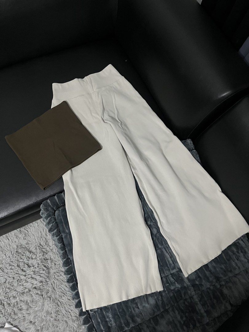 Denim Jeans (Category: Jeans) located in Batangas. Submitted by realbratz (Listing ID 1463069683, Image 2). Description: waist: 26-27 inches length: 40inches.