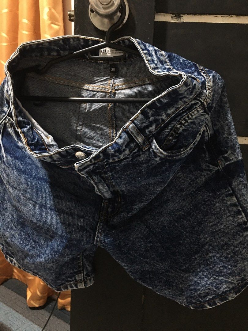 denim shorts (Category: Shorts) located in Marilao. Submitted by joelheather02 (Listing ID 1463020186, Image 1). Description: .