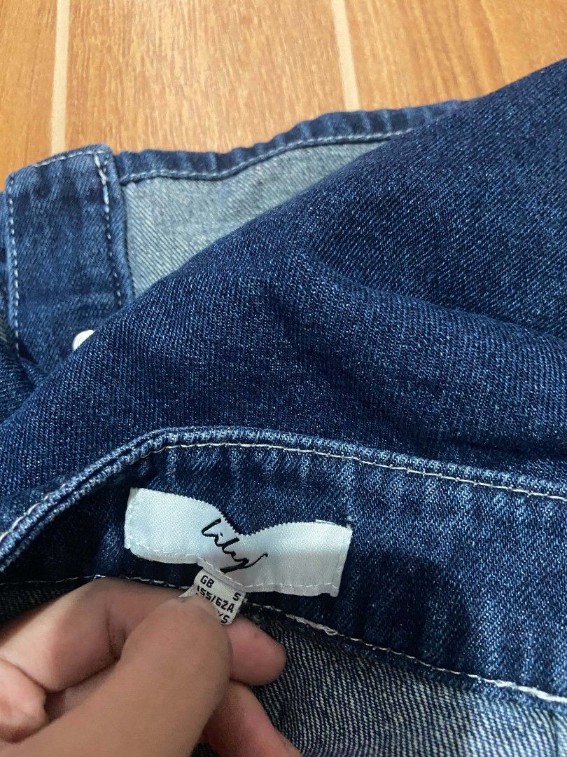 Denim skirt (Category: Skirts) located in Balanga. Submitted by itsjuliaden07 (Listing ID 1463048059, Image 3). Description: 24 waist.