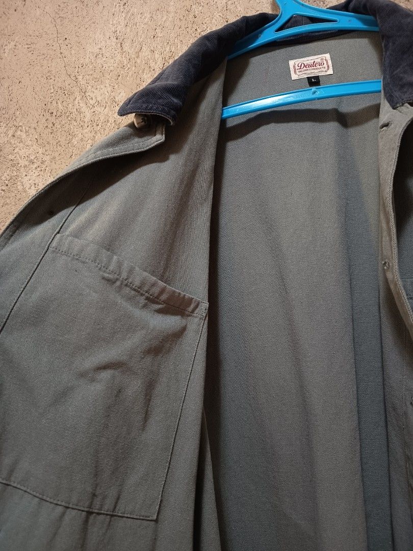 Deutero Chore Canvas Jacket (Category: Coats, Jackets and Outerwear) located in Butuan. Submitted by daniel99 (Listing ID 1462946009, Image 3). Description: - Deutero Canvas Chore Jacket - Condition: Good as New - Size: L (26x28) - Corduroy collar - Button closure - Ideal for layering or as a standalone piece -Swipe ⬅️ for more details .