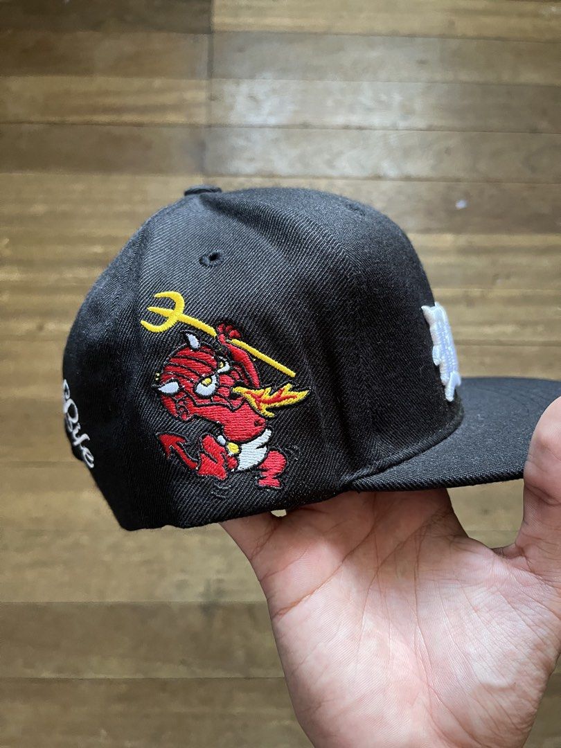 DGK Black Snapback Cap "My Crazy Life" (Category: Caps & Hats) located in San Juan City. Submitted by too_shineee (Listing ID 1462901465, Image 3). Description: BRAND NEW LEGIT WITH TAGS OSFA ₱479 PAYMENT FIRST 📍San Juan City, Manila.
