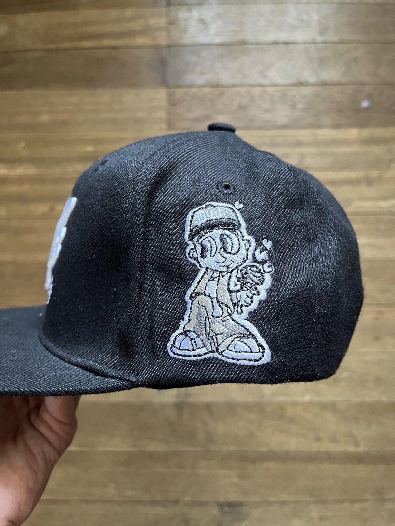 DGK Black Snapback Hat "True Love" Embroidery (Category: Caps & Hats) located in San Juan City. Submitted by too_shineee (Listing ID 1462901462, Image 3). Description: BRAND NEW LEGIT WITH TAGS CUT HANGTAG OSFA ₱479 PAYMENT FIRST 📍San Juan City, Manila .