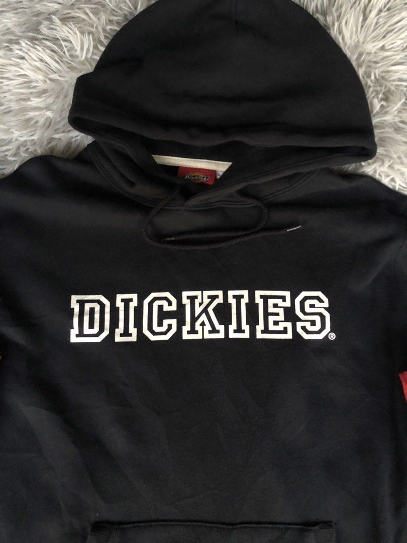 Dickies Black Hoodie (Category: Coats, Jackets and Outerwear) located in Bacoor. Submitted by thrift2dy (Listing ID 1463087387, Image 3). Description: Dimes : Width 20 Length 27 ⚫️ No Issue ⚫️Best Fit large to xl ⚫️Large On Tag ₱600💵 PM FOR MORE DETAILS!.
