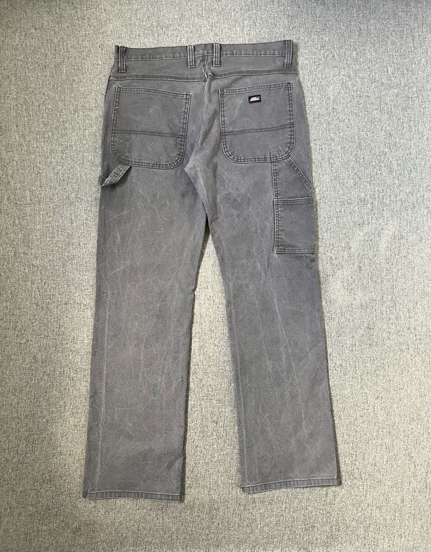 Dickies carpenter pants - Gray (Category: Jeans) located in Muntinlupa City. Submitted by thriftdripbyjm (Listing ID 1462907494, Image 1). Description: Color rate: 9/10 Dimes: 16x42 (30-32 fittings) Hemline: 8 Issue: cut tags Price: 2000.