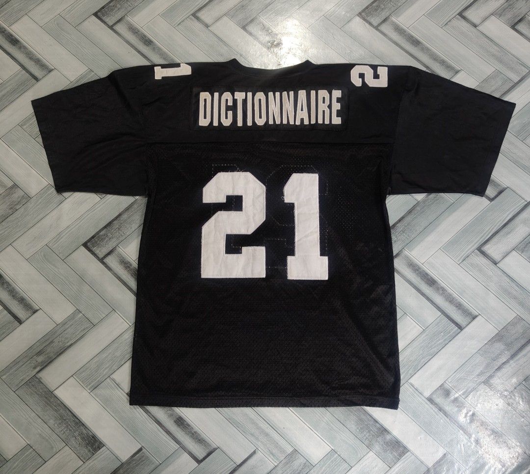 Dictionare Football Jersey (Category: Tshirts & Polo Shirts ) located in Tacurong. Submitted by groovyf1nds (Listing ID 1462942412, Image 1). Description: Dictionare Football Jersey Condition: Excellent Color rate: 10/10 Size: XL Dimes: 24 width, 32 length .
