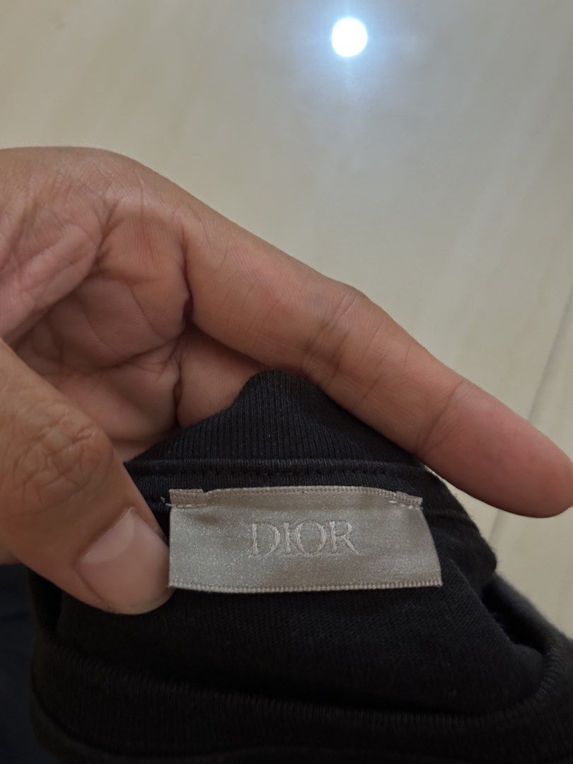 Dior (Category: Activewear) located in Alitagtag. Submitted by bhthrift_30 (Listing ID 1463005904, Image 3). Description: Christian Dior Medium Good condition 1k freeship.