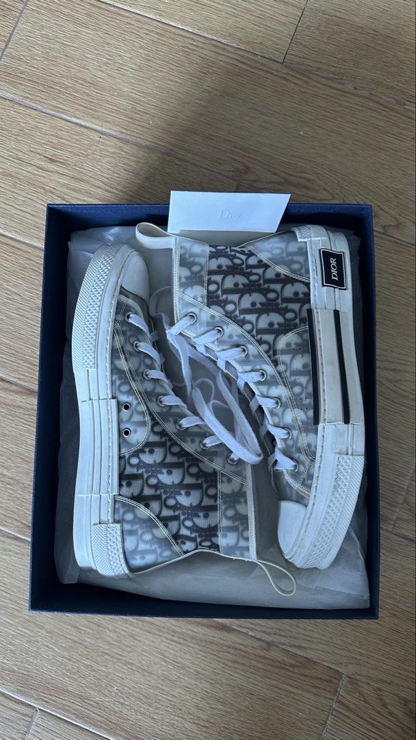 Dior B23 Oblique- High cut (Size 43) (Category: Sneakers) located in Manila. Submitted by recreator (Listing ID 1463033676, Image 1). Description: Dior B23 Oblique - High cut Size: 43 / US 10 With box and dust bag included .