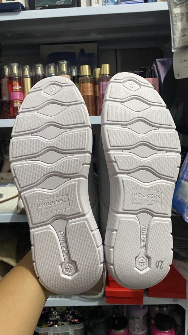 Dockers shoes size 9 (Category: Casual Shoes) located in General Tinio. Submitted by ubuyshoppers (Listing ID 1462919048, Image 3). Description: Bought in USA🇺🇸 ✅ Imported and 100% Original 🇺🇸 ✅ brand new with tag ✅ High quality All items are 100% Authentic/Genuine. We do not sell any fake or imitation products. 💯% Money back guarantee if proven fake ✨ Actual items posted (Note: Color may be slightly different due to the light and screen.) ✨