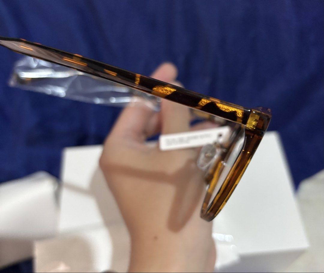Double Lovers SORA Leopard Optical Glasses (Category: Sunglasses & Eyewear) located in Taytay. Submitted by cel127 (Listing ID 1462945146, Image 2). Description: - Brand: Double Lovers SORA - Style: Classic round optical frames - Design: Chic leopard print - Functionality: Ready for your prescription lenses - Condition: Comes with original case and packaging; never used just kept - Versatility: Ideal for daily wear or a fashion statement; origina