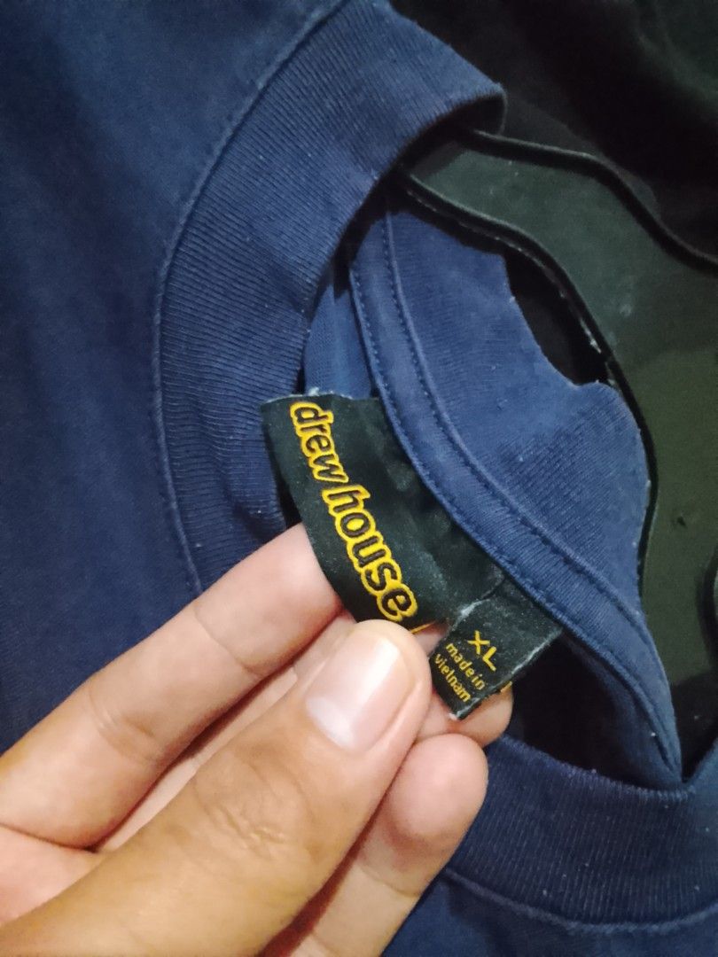 DREW (Category: Tshirts & Polo Shirts ) located in Manila. Submitted by jayyy_yyy (Listing ID 1462891186, Image 3). Description: .