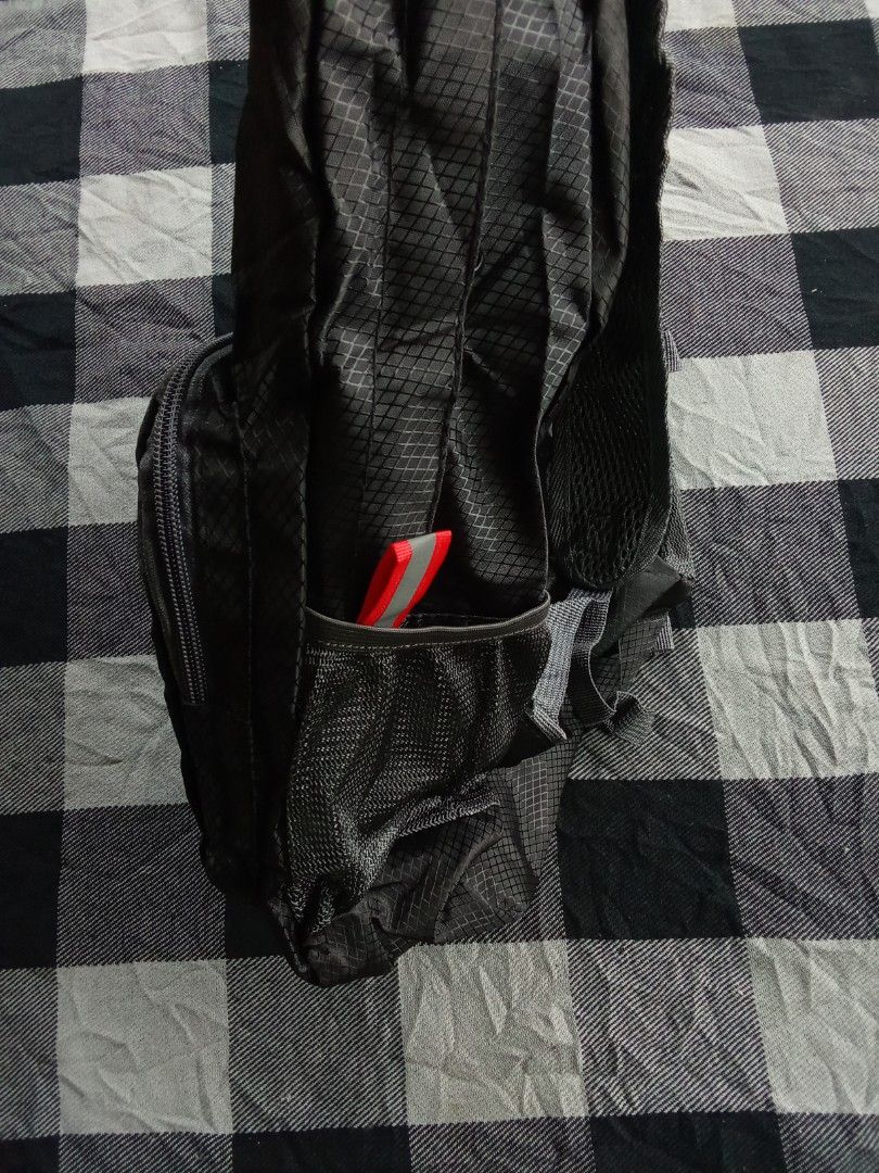 Echolac (Category: Backpacks) located in Manila. Submitted by timog_high_ice_v2 (Listing ID 1463113901, Image 3). Description: - Brand new - Packable - Lightweight.