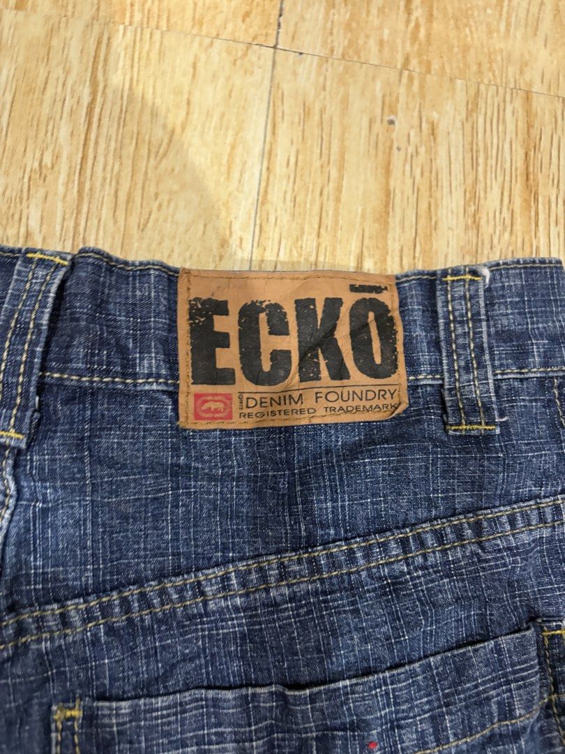 Ecko long jorts (Category: Shorts) located in Tarlac. Submitted by jordan_1993 (Listing ID 1462889330, Image 3). Description: These are a pair of vintage Ecko Unltd. baggy medium-wash denim jorts with large back pockets and a leather waist patch. 30x26x10.