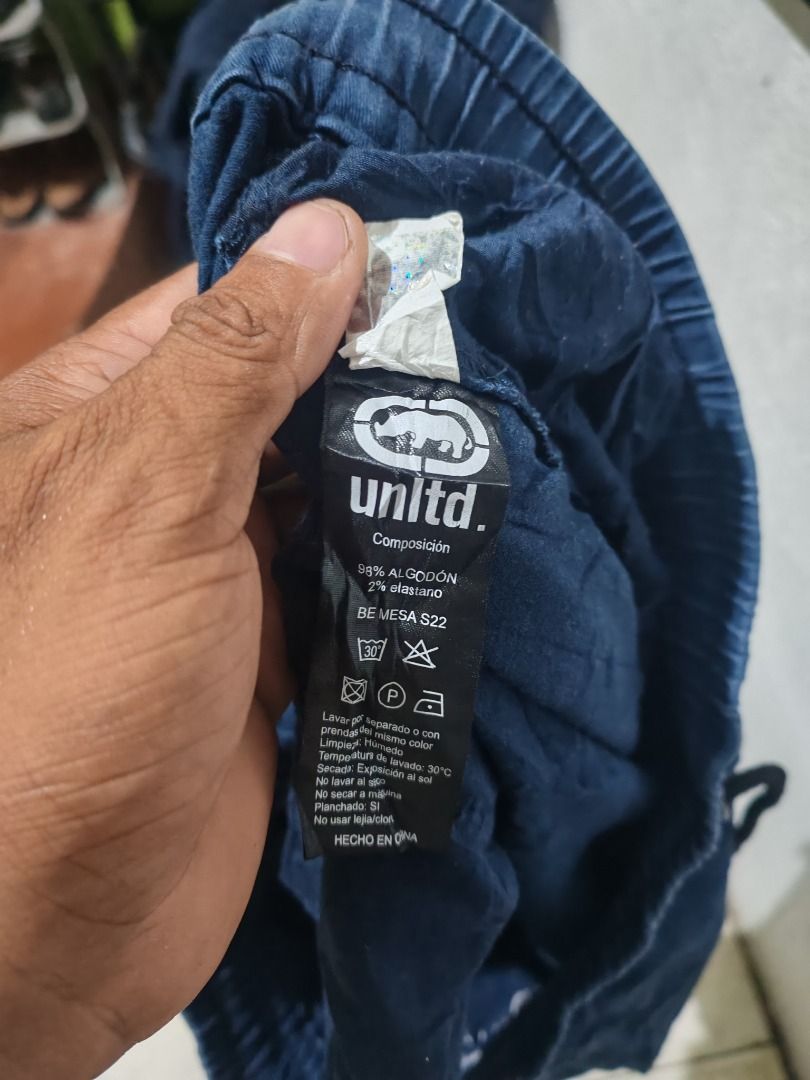 Ecko Unltd. Navy Blue Drawstring Shorts (Category: Shorts) located in Caloocan City. Submitted by silverbird_6c038f (Listing ID 1462962844, Image 2). Description: - Navy blue Ecko Unltd. shorts - Elastic waistband with drawstring - Two side pockets - Two back pockets - Comfortable fit - Ideal for casual wear.