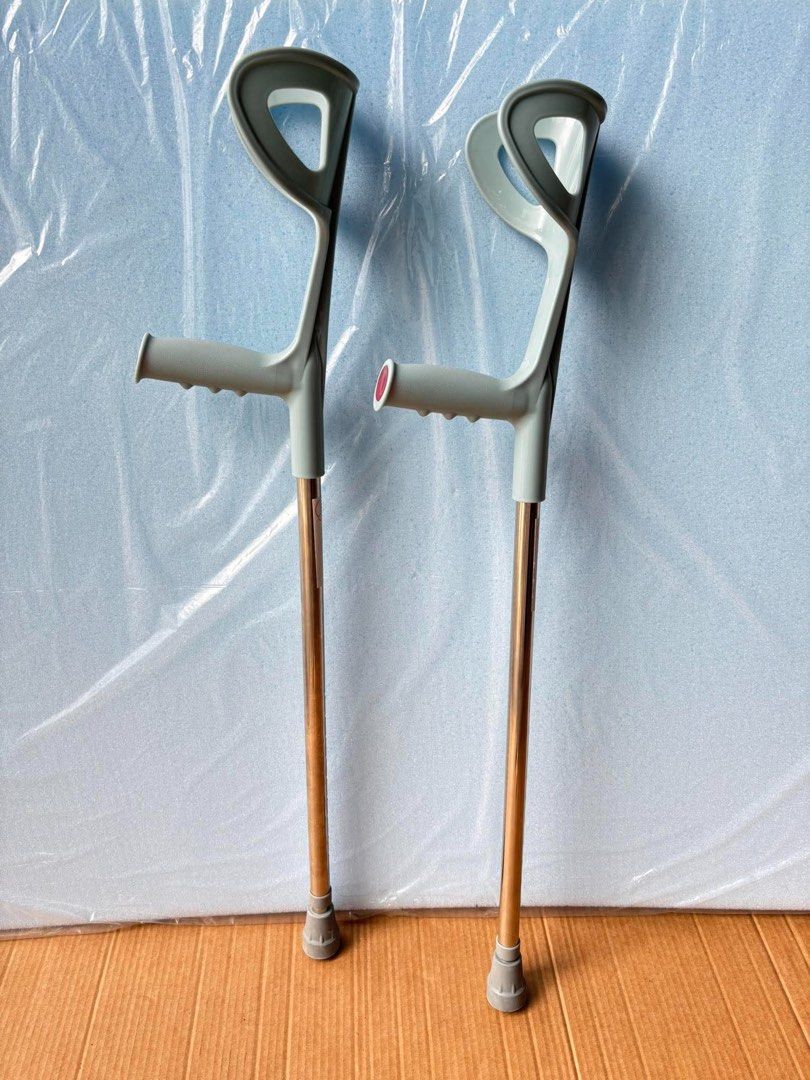 Elbow crutches (Category: Medical Supplies & Tools) located in Quezon City. Submitted by inday2026 (Listing ID 1463024259, Image 3). Description: Elbow crutches Brandnew Onhand .