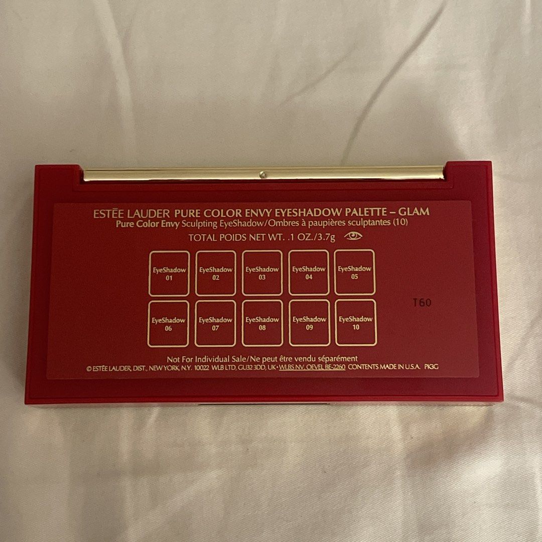 Estee Lauder Eyeshadow Palette (Category: Makeup) located in Pasay City. Submitted by fromyaning (Listing ID 1463053230, Image 3). Description: - unused! - mop: gcash - mod: jnt.