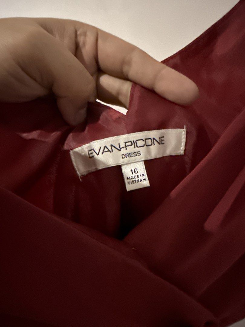 Evan-Piccone Red Dress Size 16 (Category: Dresses) located in Paranaque City. Submitted by shopatnicx (Listing ID 1462999239, Image 1). Description: - Brand: Evan-Piccone - Color: Red - Size: 16 - Origin: Made in Vietnam - Style: Simple and classic design - Occasion: Suitable for any event.