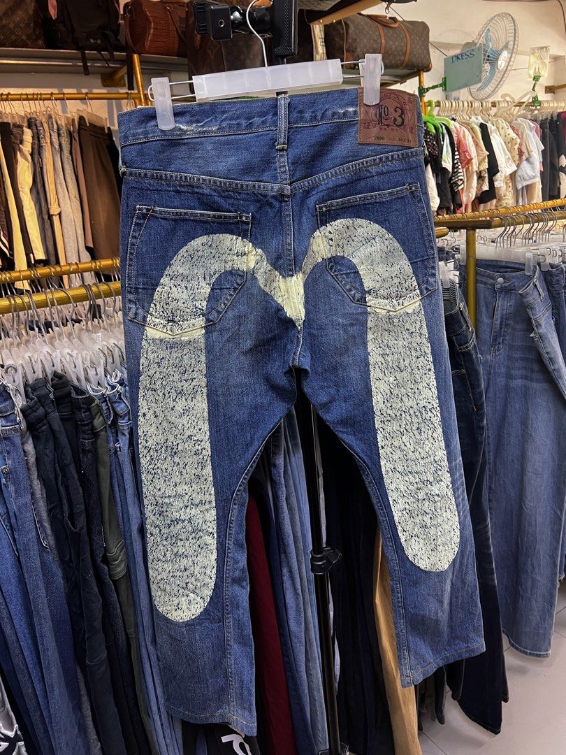 EVISU Custom Made Jeans "M" Logo 30x34 (Category: Jeans) located in Manila. Submitted by irenekaren57943 (Listing ID 1463033398, Image 2). Description: 𝐄𝐕𝐈𝐒𝐔 𝐏𝐚𝐧𝐭𝐬 ➤ 𝟑𝟎-𝟑𝟒 𝐖𝐚𝐢𝐬𝐭| 𝟑𝟕 𝐋 ➤ 𝟗.𝟓 | 𝐄𝐱𝐜𝐞𝐥𝐥𝐞𝐧𝐭 ➤ 𝐍𝐨 𝐈𝐬𝐬𝐮𝐞 .