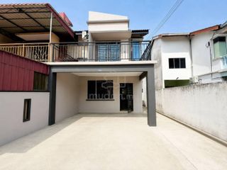 (Category: ) located in . Submitted by mudah1267692 (Listing ID 1456045994, Image 1). Description: .