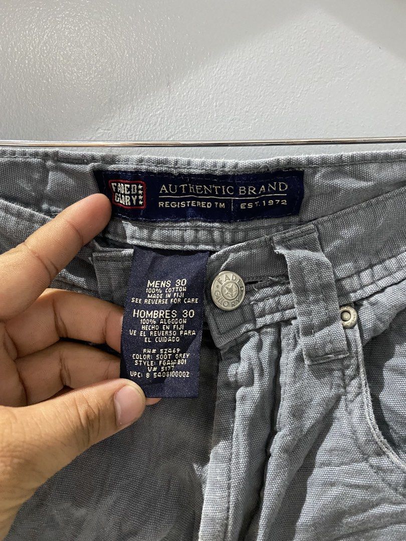 Faded glory Grey Cargo Shorts Men's Size 30 (Category: Shorts) located in Bangued. Submitted by koroysthrifts (Listing ID 1463053636, Image 3). Description: Faded carpenter shorts 30x20.5x11.5.