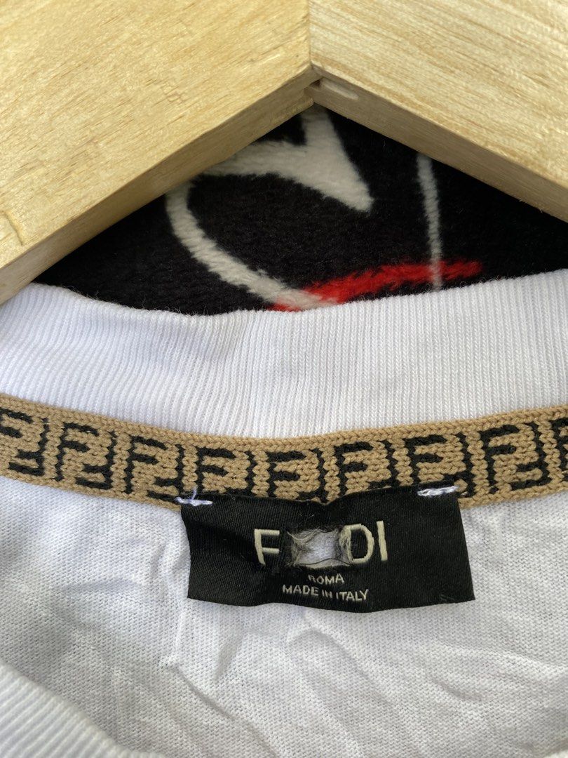 FENDİ SHIRT (Category: Shirts) located in Cebu City. Submitted by arsenyong (Listing ID 1463015321, Image 2). Description: 19 by 25 Excellent Need wash only .