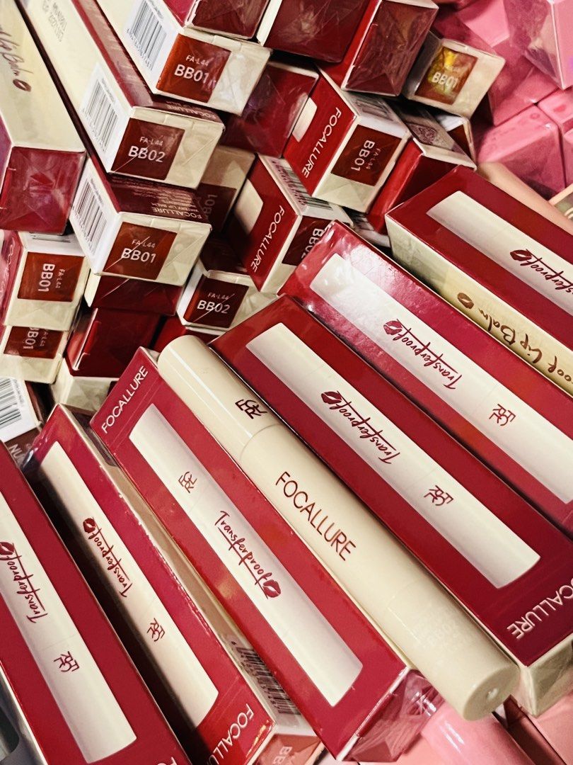 Focallure Transferproof Lip Balm BB01 BB02 (Category: Makeup) located in Santa Cruz. Submitted by prelovedbysky803 (Listing ID 1463059320, Image 2). Description: - Lot of Focallure Lip Balms - Shades: BB01 and BB02 - Features: Transferproof - Ideal for: Everyday wear.