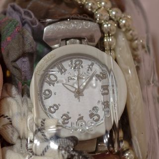 （分類：）位於 。 由 lemondeer_vintage_collector 提交（商品編號 1459090475，圖片 1）。簡介： 。