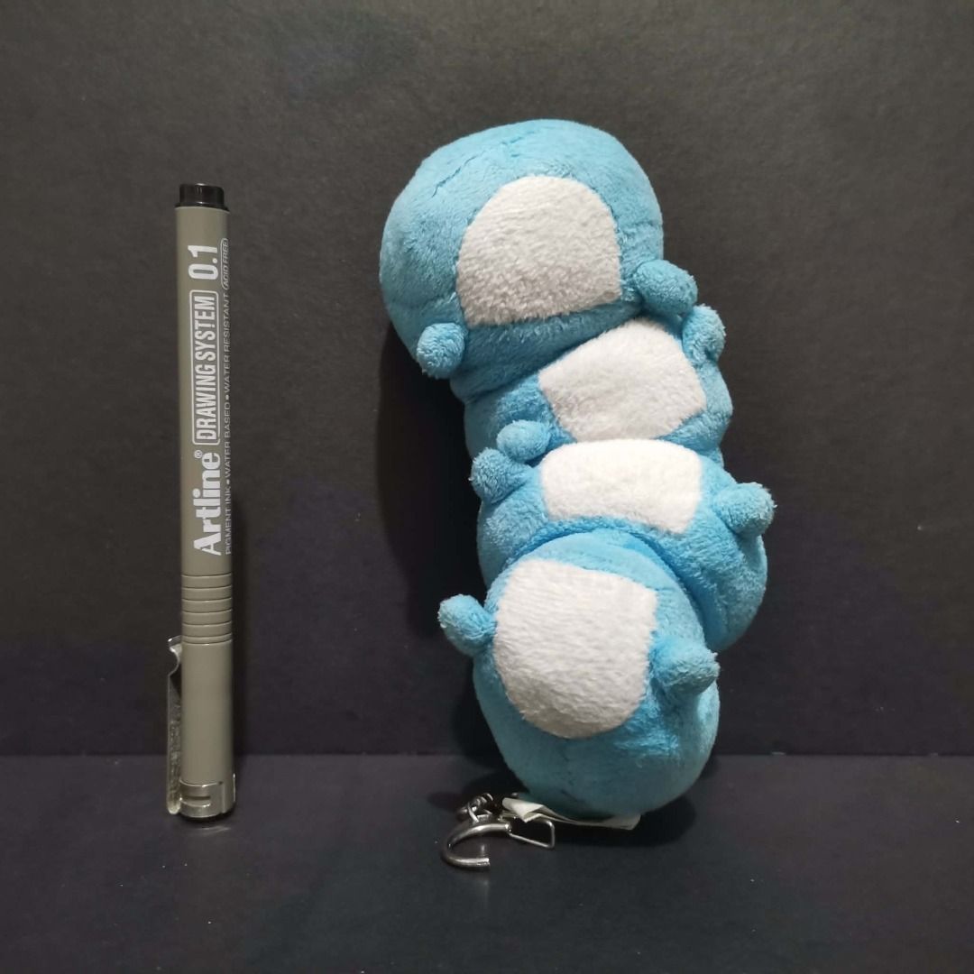 (Free Shipping) Vibrating Bugcat Capoo Pull String Plush Stuffed Toy Bag Charm Keyring Keychain (Category: Plushies & Soft Toys) located in Mogpog. Submitted by sinfulwounds (Listing ID 1462941968, Image 2). Description: Gimmick working. Surface-cleaned only, wash is recommended but not required. Kindly take note that this is not ideal for sensitive collectors/buyers (has yellowish stains I cannot remove, barely noticeable, unless you stare at it