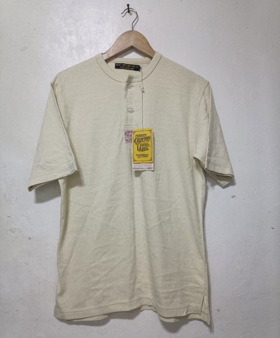 Freewheelers Henley shirt (Category: Activewear) located in Muntinlupa City. Submitted by kamiseta01 (Listing ID 1462910422, Image 1). Description: authentic freewheelers Henley shirt medium brand new Japan made off white.