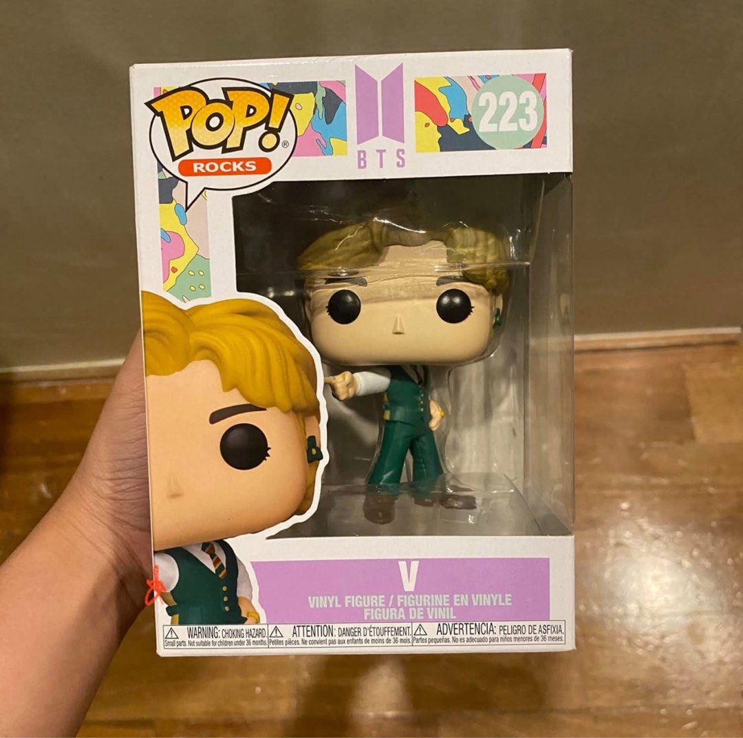 Funko Pop! Rocks BTS V Dynamite Figure #223 (Category: Figurines & Statues) located in Manila. Submitted by ma.ft3 (Listing ID 1463023916, Image 1). Description: - Funko Pop! Rocks Figure - Artist: V (BTS) - Version: Dynamite - Figure Number: 223 - Condition: Never taken out - Ideal for: BTS ARMY and collectors - Discount if taking JK also.