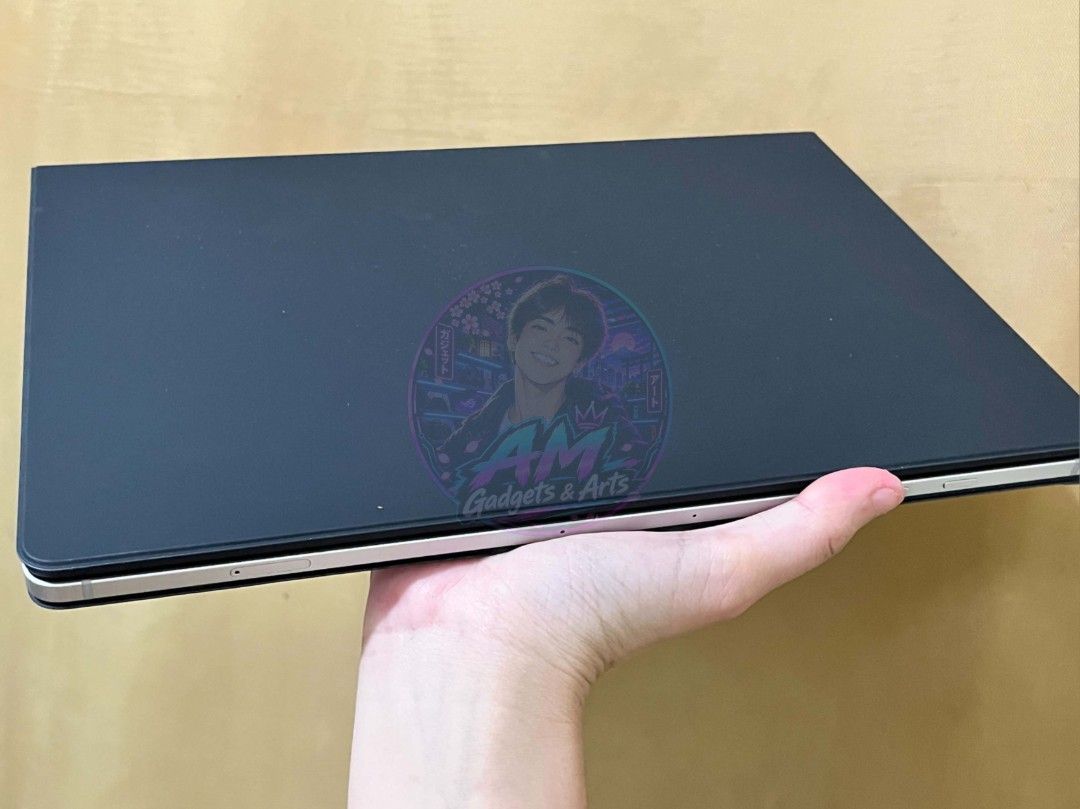 Galaxy Tab S10+ (Wi-Fi only) (Category: Android) located in Manila. Submitted by amdcroo (Listing ID 1462983527, Image 2). Description: • Android 16 / One UI 8.5 • Battery: 10,090 mAh typical / 9,800 mAh rated • Device status: Official • Battery level shown: 61% • Current security patch: July 2026 • 12.4-inch Display • 256 GB Storage • 12 GB RAM • With Charger, Cover with Keyboard, S Pen, Free Tablet Bag and its own box. RSF: I need additional fu