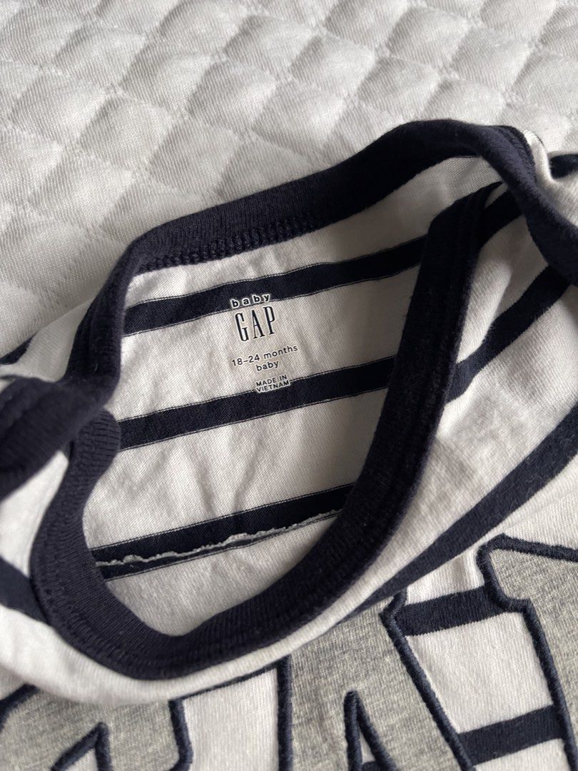 GAP Onesie (Category: Babies & Kids Fashion) located in Manila. Submitted by gshopsandwears (Listing ID 1463049685, Image 3). Description: Authentic GAP Onesie 💕 18-24 Mos on tag 💕 US bought 💕Worn Once then stored 💯Excellent condition ☀️No flaws, Used once ‼️This is personal preloved but please set proper expectation. 🚚 Shipping from Biñan, Laguna via J&T Metro Manila Rate .