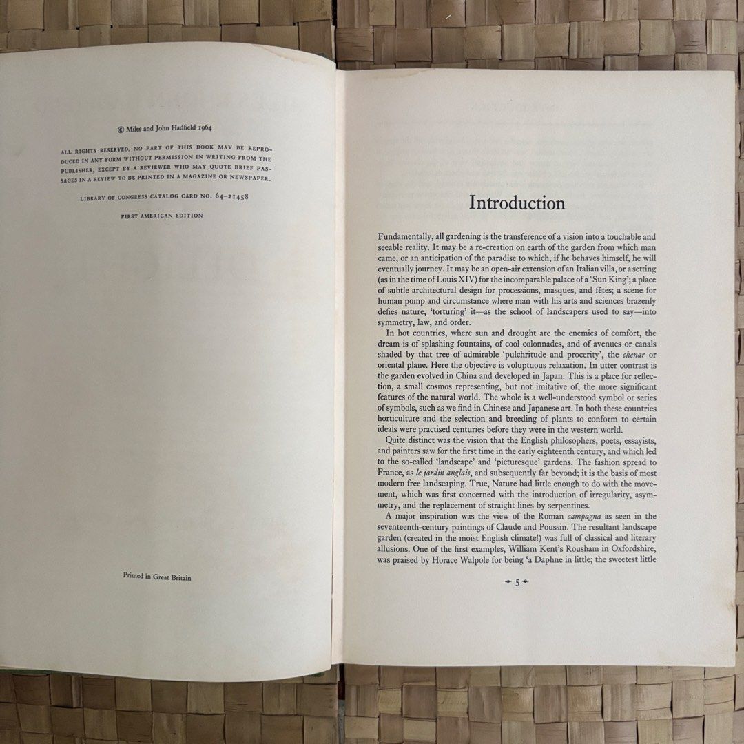 Gardens of Delight (Category: Storybooks) located in Quezon City. Submitted by thevanitybookshop (Listing ID 1463040319, Image 2). Description: .