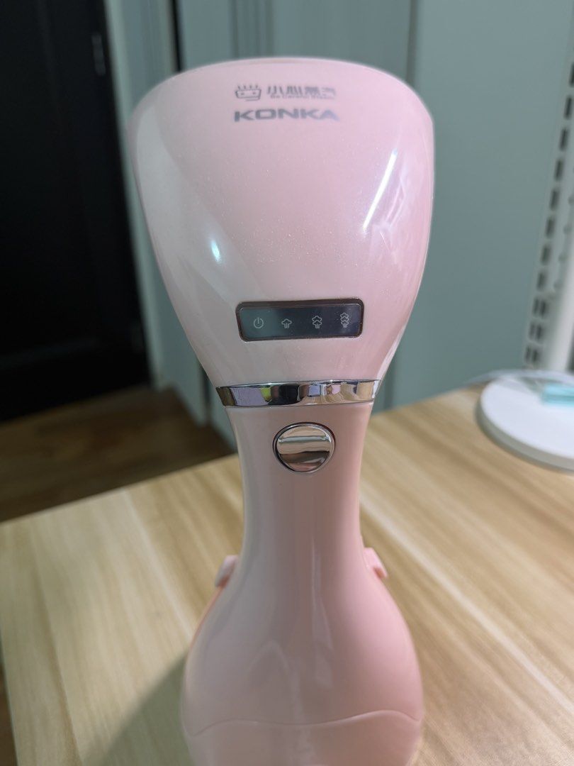 Garment Steamer (Category: Irons & Steamers) located in Manila. Submitted by m.nail.ph (Listing ID 1463047184, Image 2). Description: MOP: GCash MOD: Lalamove/ j&t Loc: Tondo Manila.