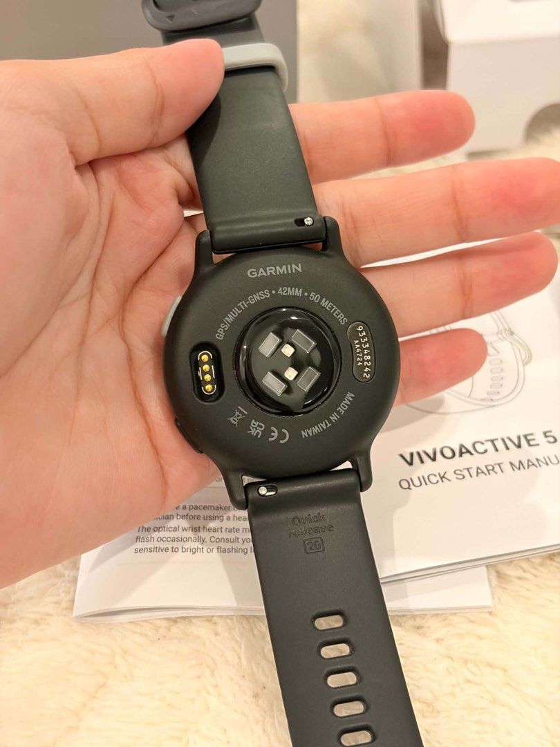 Garmin VÍVOACTIVE 5 (Category: Wearables & Smart Watches) located in Carmona. Submitted by clarose (Listing ID 1463103199, Image 2). Description: Health and Fitness GPS Smartwatch Price: ₱9,000 only ✨ Purchased April 2026 No issues or dents 9.9/10 condition; barely used Lady-owned All-inclusive; complete! - Basic Product Description Screen: 1.2” AMOLED Material: stainless steel Dimensions: 42.2x42.2x11.1mm Weight: 36g Water Rating: 5ATM / 50m 30+