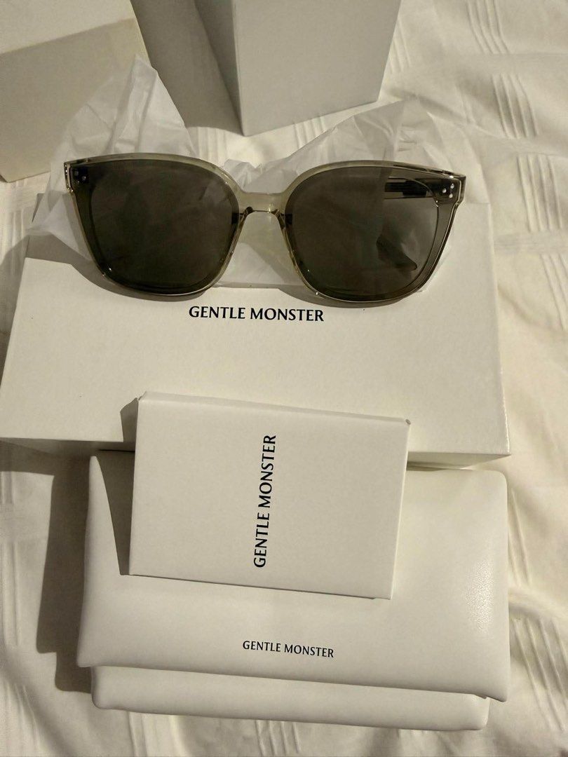 Gentle Monster (Category: Sunglasses & Eyewear) located in Digos. Submitted by appareall (Listing ID 1463039928, Image 1). Description: .
