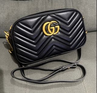 (Category: ) located in . Submitted by luxxechic (Listing ID 1462955401, Image 1). Description: .