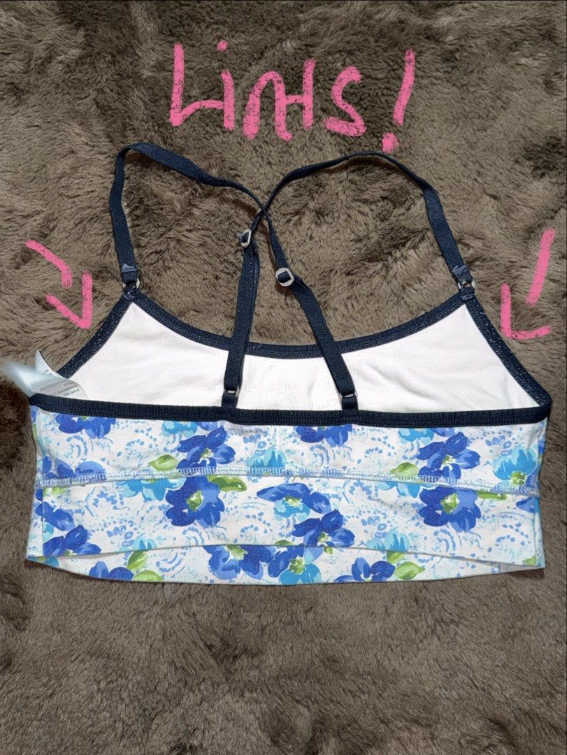 GILLY HICKS bralette top (Category: Bikinis & Swimsuits) located in Valenzuela. Submitted by julijulyxoxo (Listing ID 1463071849, Image 2). Description: with lints‼️ where to find me: Facebook: Julianne Leigh (post is already up) Instagram: shop.loveandrelove (might post updates/items here too) MOP: maribank, gcash, maya MOD: J&T Express Item is unwashed. Please wash immediately before wearing!.