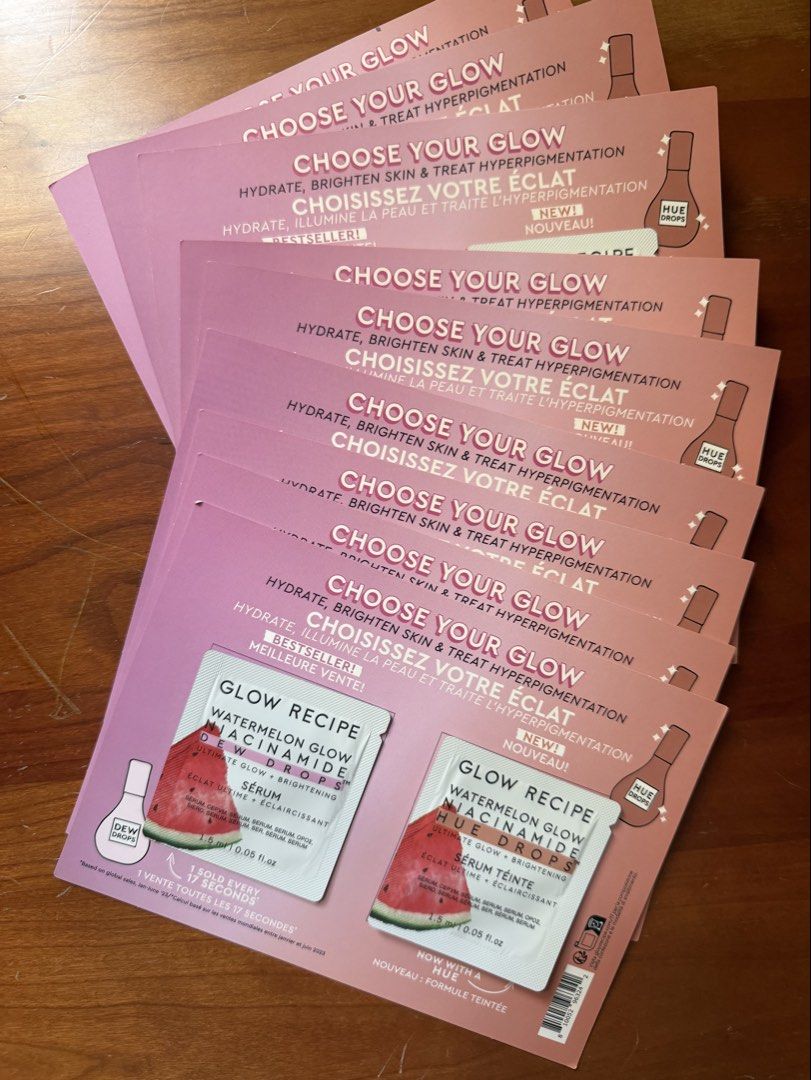 Glow Recipe 水光肌胜肽滴管精華Sample （分類：面部 - 面部護理）位於 Hong Kong。 由 clam917 提交（商品編號 1462958984，圖片 1）。簡介： Glow Recipe 水光肌胜肽滴管精華，一張有兩款唔同皇牌精華，主打保濕、提亮同埋改善膚色不均。每包1.5ml，共有18包（9張） 限sf到付。