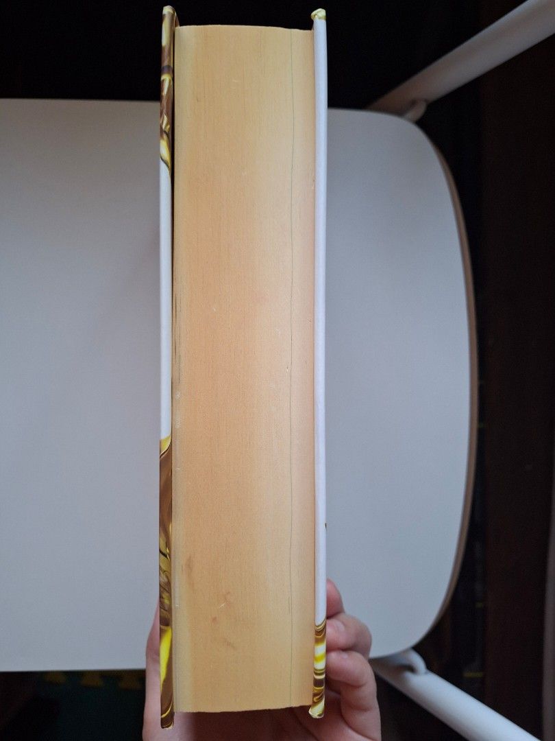GOLDFINCH (Category: Storybooks) located in Binan City. Submitted by anne_cuevo (Listing ID 1462949015, Image 3). Description: Bought as a secondhand but never read. Loc: Binan Laguna.