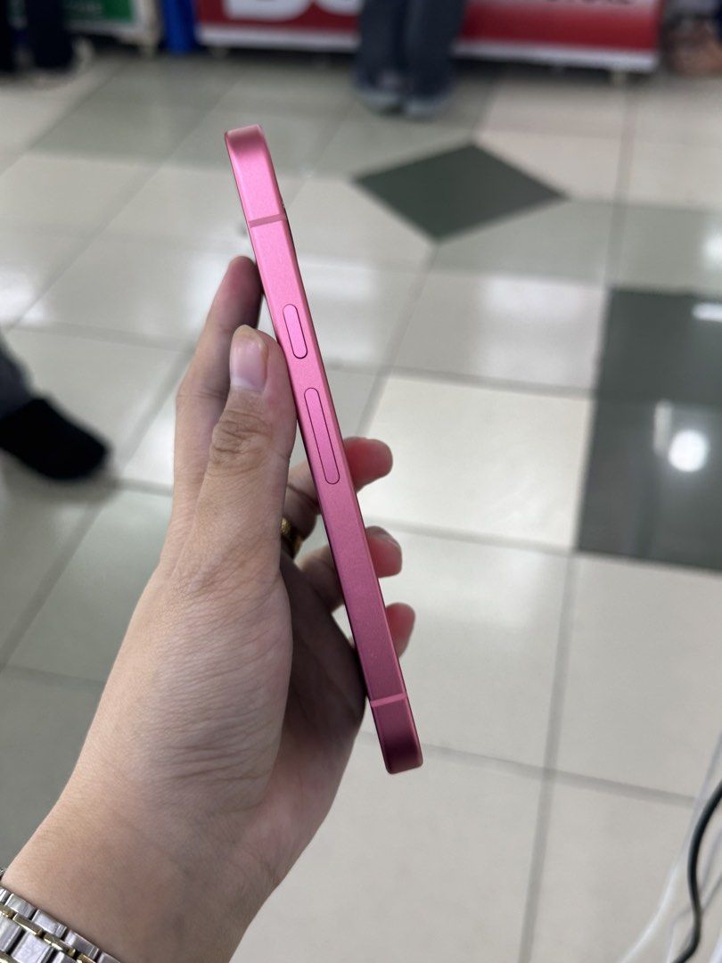 GOOGLE PIXEL 9A 128GB FACTORY UNLOCK US VARIANT (Category: Google Pixel) located in San Juan City. Submitted by aynaagadgets (Listing ID 1463051730, Image 2). Description: GOOGLE PIXEL 9A 128GB FACTORY UNLOCK SEPTEMBER 2026 STALL #: XB-07 FOR SALE | TRADE / SWAP PASS SA MGA SCAMMERS / THIRD PARTY (RFS: Buy and Sell) ⬇️DETAILS⬇️ •128 GB (Other storage is also available) •Pink (Other color is also available but price may vary) •US Variant •95% Smoo