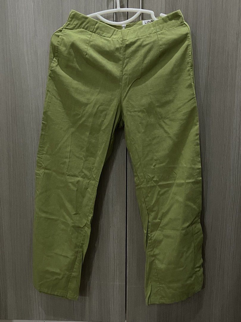 Green Linen Pants (Category: Other Bottoms) located in Manila. Submitted by shiezzels (Listing ID 1463072088, Image 1). Description: Linen Lab Pants Back zipper closure Has 2 side pockets.