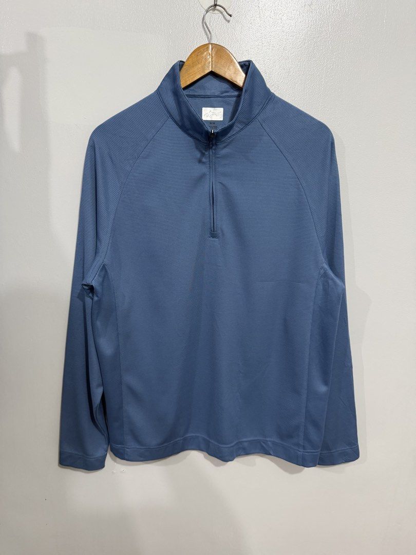 Greg Norman Golf L/s ⛳️ (Category: Activewear) located in Imus. Submitted by medyogoodguys (Listing ID 1463092831, Image 2). Description: Greg Norman Golf L/s ⛳️ Excellent Size Medium Width 21-21.5 Length 28 1,380 pesos only + sf Dm.