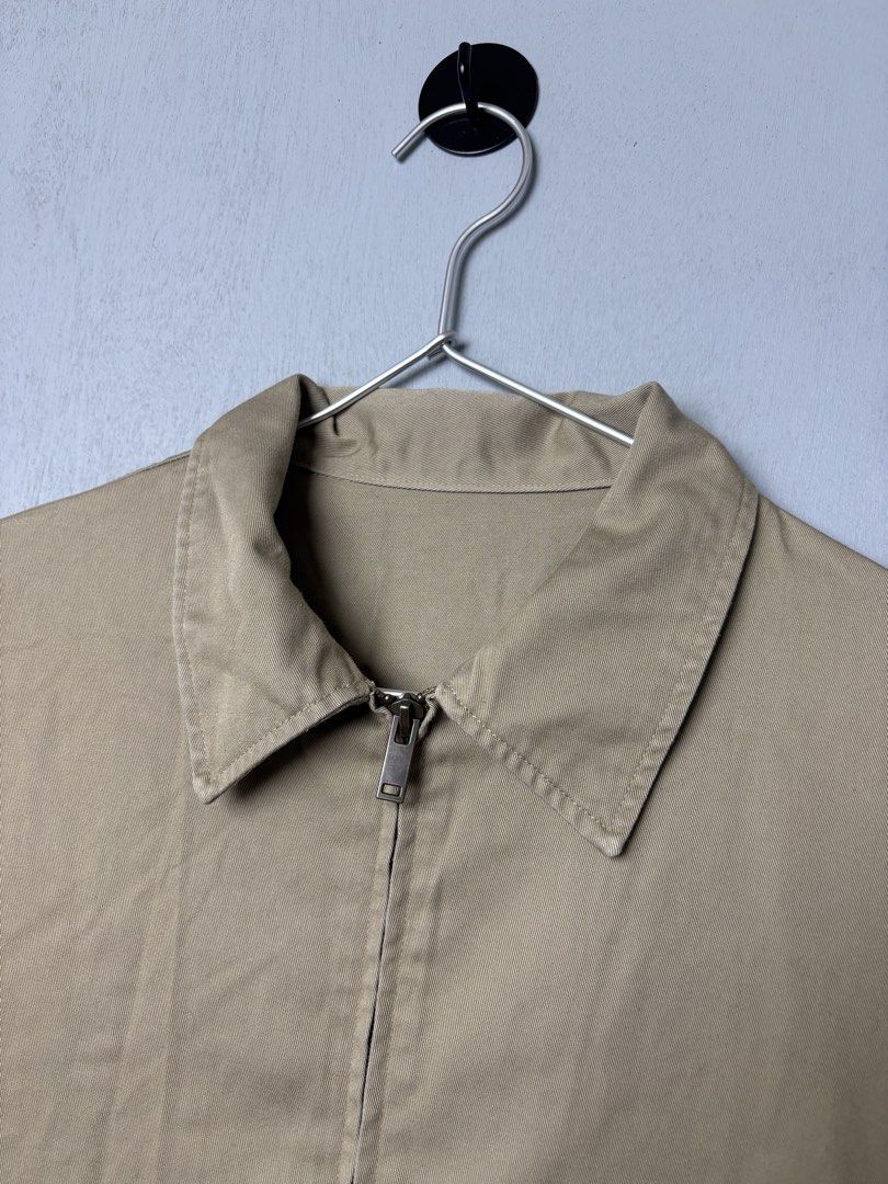 GU Khaki Harrington Jacket (Category: Coats, Jackets and Outerwear) located in Mandaluyong City. Submitted by fellas_ph (Listing ID 1463033693, Image 2). Description: Excellent condition No issues Size L on tag 25.5" Width 26.5" Length.