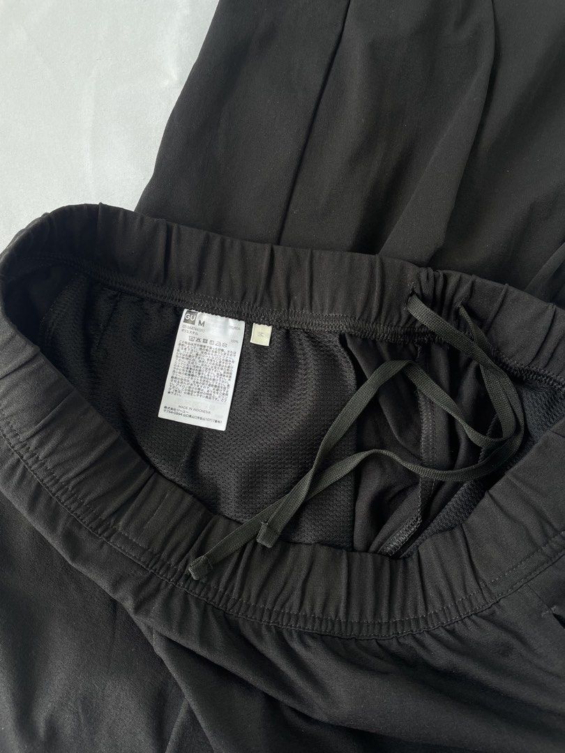 GU Men's Dry Stretch Jogger Pants (Category: Activewear) located in Subic. Submitted by sleevesandbottoms (Listing ID 1462963364, Image 3). Description: GU Men’s Dry Stretch Jogger Pants ₱550 plus shipping fee Black | Medium on tag Waist 30–31 Length 38 Hip 5 📍Olongapo City J&T.