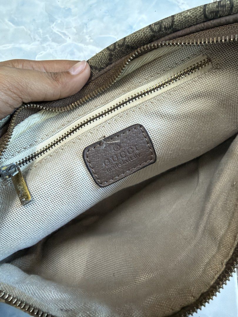 Gucci bag (Category: Luxury Bags & Wallets) located in Manila. Submitted by kayecake_ (Listing ID 1463108910, Image 3). Description: .